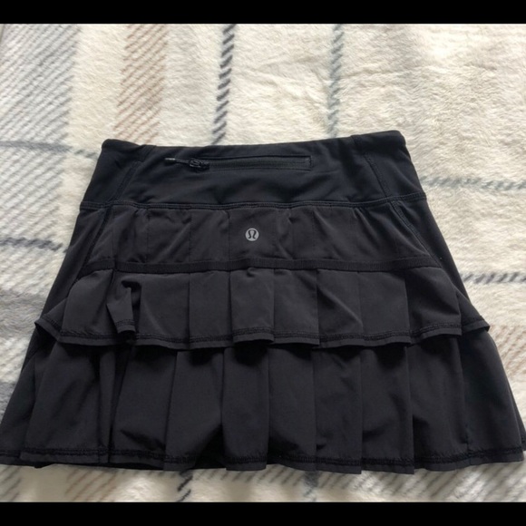 Lulu lemon tennis skirt - Picture 1 of 4